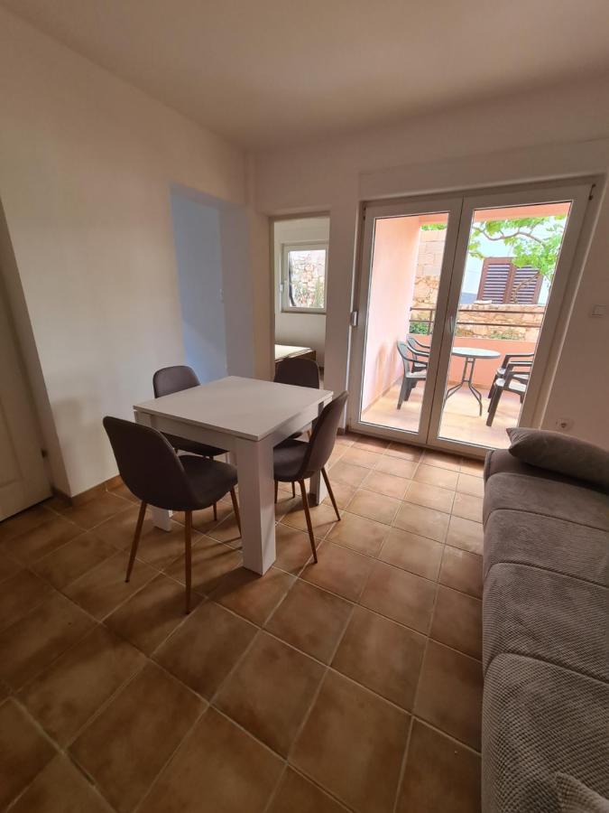 Apartments Dalmatia Sveti Petar  Pokoj fotografie
