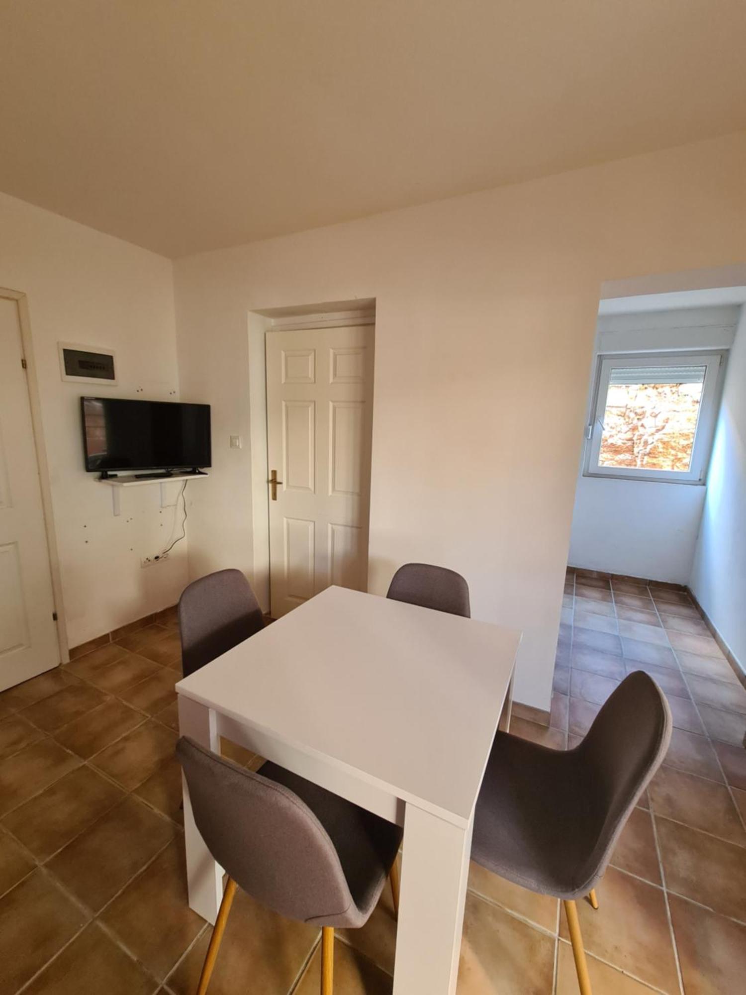 Apartments Dalmatia Sveti Petar  Pokoj fotografie